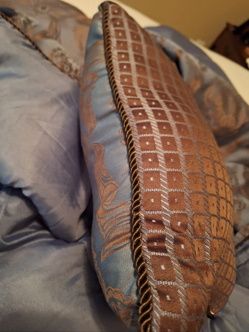 Blue/Brown Comforter Set